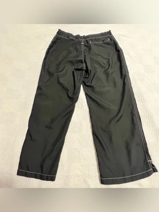 Prana Black Wide-Leg Capris with Contrast Stitching - Picture 2 of 10